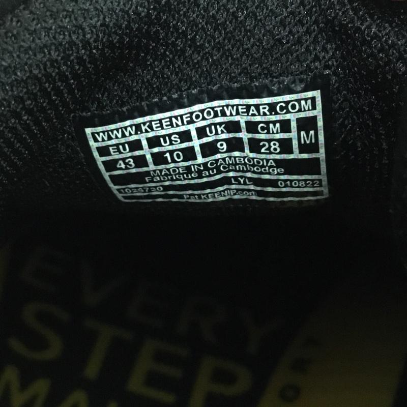 キーン KEEN アウトドアシューズ アウトドアシューズ 1026730 ユニーク チャッカ アウトドアスニーカー アウトドアブーツ 28cm 28.0cm 無地 黒 / ブラック /  メンズ USED 古着 中古 10127780
