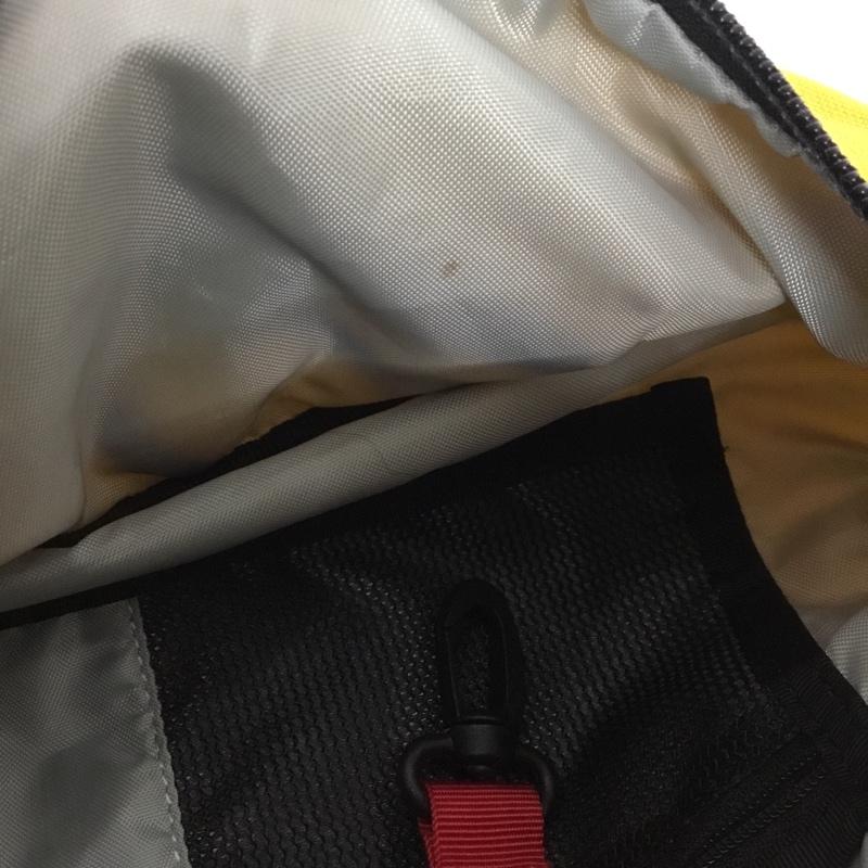 ケルティ KELTY ウエストバッグ ウエストバッグ ボディバッグ ロゴ、文字 マスタード / マスタード /  メンズ USED 古着 中古 10127794