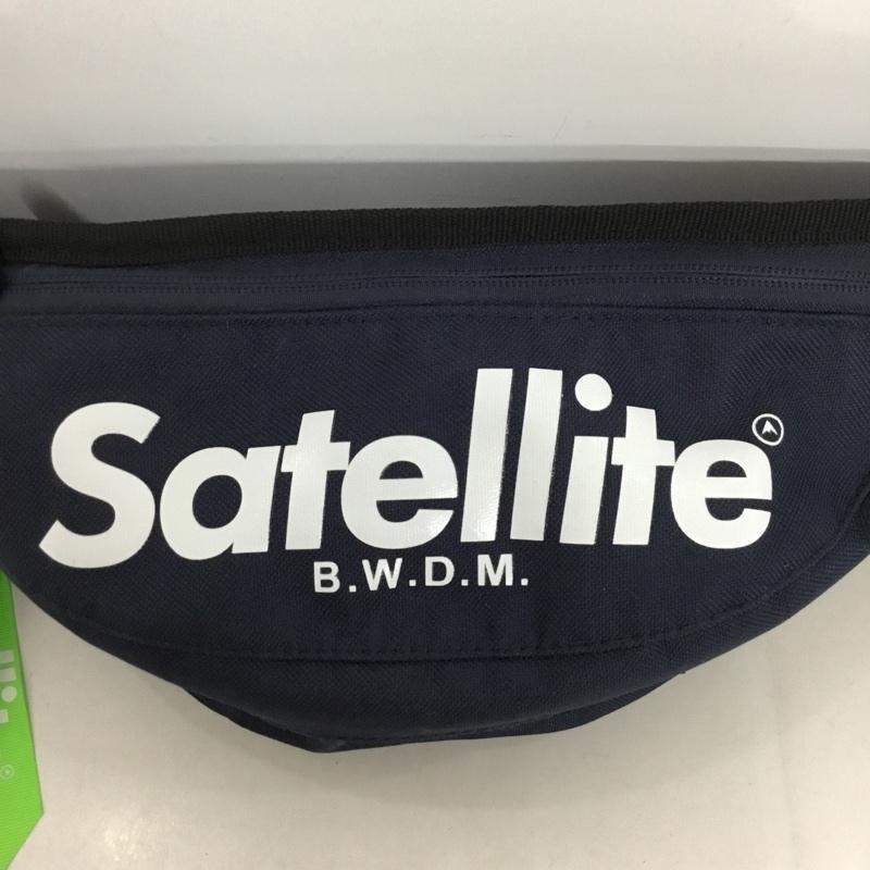 サテライト Satellite ウエストバッグ ウエストバッグ PUSH ボディーバッグ ロゴ、文字 紺 / ネイビー /  メンズ USED 古着 中古 10128059