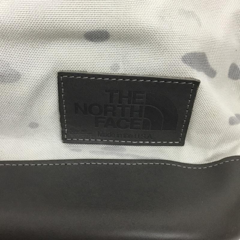 ザノースフェイス THE NORTH FACE リュックサック、デイパック リュックサック、デイバッグ A3G6P デイパック バックパック カモフラージュ柄・迷彩 白 / ホワイト / X 灰 / グレー /  メンズ USED 古着 中古 10128071
