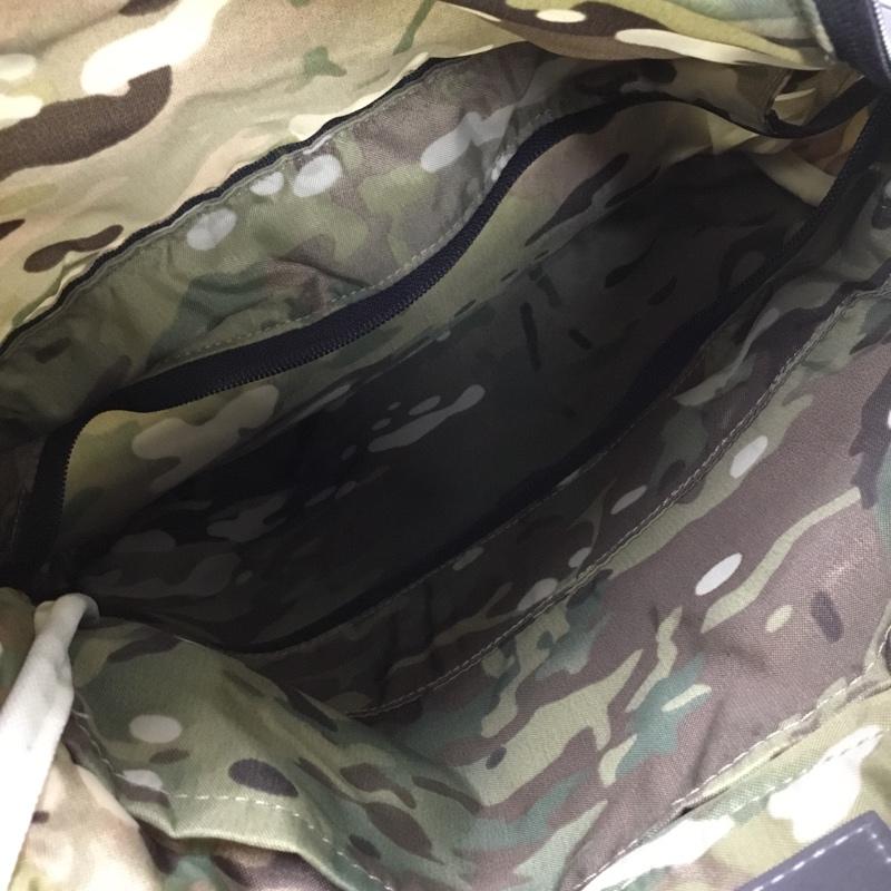 ザノースフェイス THE NORTH FACE リュックサック、デイパック リュックサック、デイバッグ A3G6P デイパック バックパック カモフラージュ柄・迷彩 白 / ホワイト / X 灰 / グレー /  メンズ USED 古着 中古 10128071