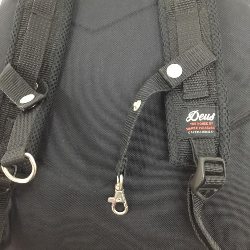 デウスエクスマキナ DEUS EX MACHINA リュックサック、デイパック リュックサック、デイバッグ DMF87384 DYLAN DAYPACK ロゴ、文字 黒 / ブラック /  メンズ USED 古着 中古 10128262