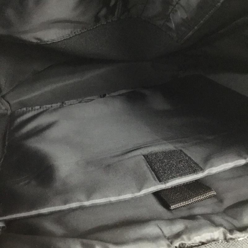 エレッセ ellesse リュックサック、デイパック リュックサック、デイバッグ EB7008 撥水バックパック BOX型 タグ付き FREE ロゴ、文字 黒 / ブラック /  メンズ USED 古着 中古 10128387