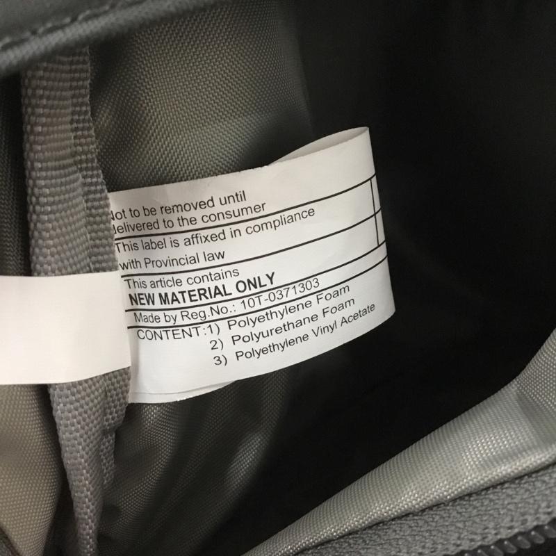古着 USED リュックサック、デイパック リュックサック、デイバッグ Photo Hatchback 22L Lowepro カメラバッグ カメラリュック ロゴ、文字 ダークグレー / ダークグレー /  メンズ USED 古着 中古 10128461