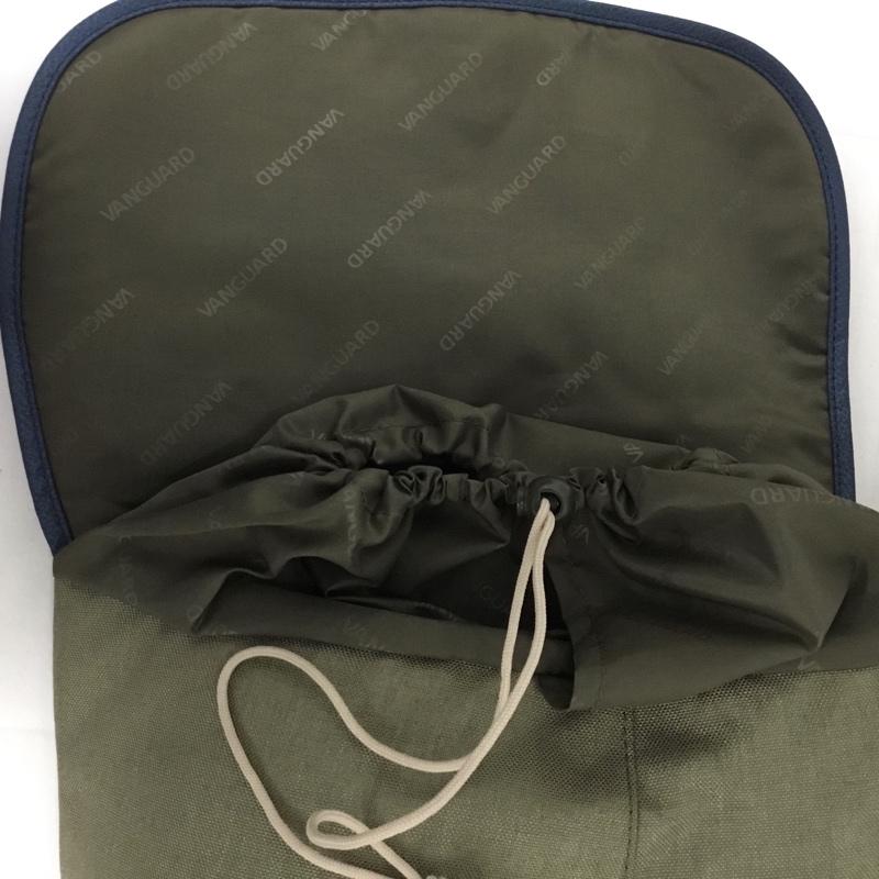 古着 USED ショルダーバッグ ショルダーバッグ VEO TRAVEL 28 カメラバッグ ミラーレスカメラ VANGUARD タグ付き ロゴ、文字 青 / ブルー / X カーキ / カーキ /  メンズ USED 古着 中古 10128597