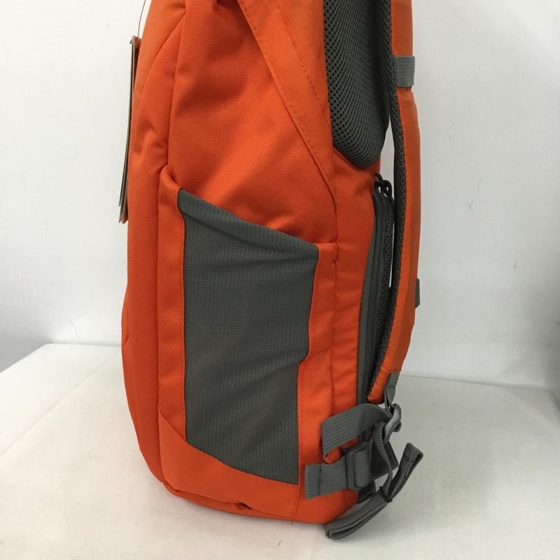 ロープロ Lowepro リュックサック、デイパック リュックサック、デイバッグ Photo Hatchback 22L カメラバッグ カメラリュック ロゴ、文字 橙 / オレンジ /  メンズ USED 古着 中古 10128610