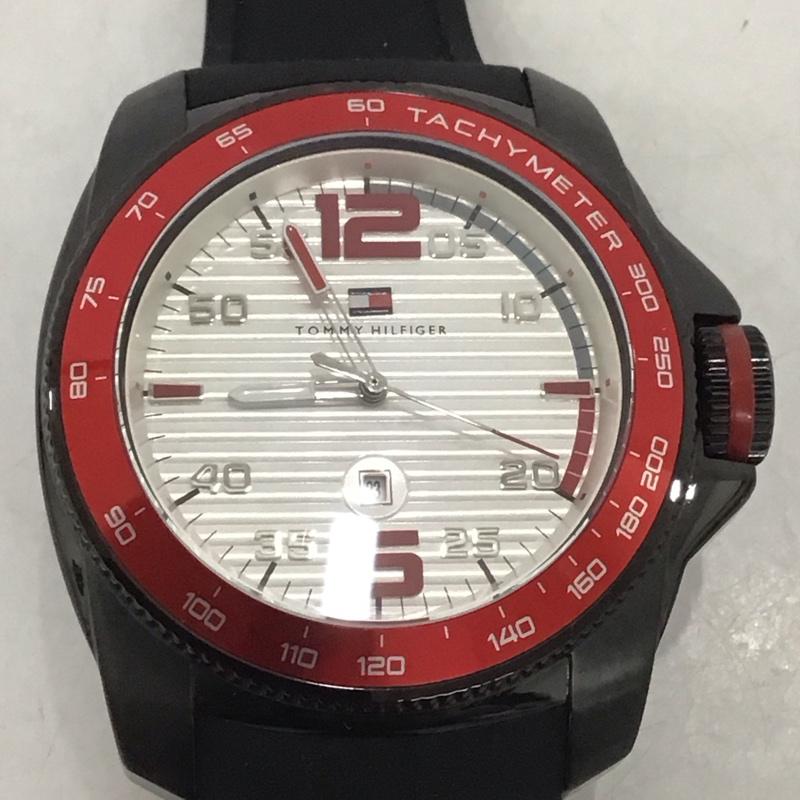 トミーヒルフィガー TOMMY HILFIGER 腕時計 アナログ（クォーツ式） TH.113.1.96.1238 ラバーバンド ロゴ、文字 黒 / ブラック / X 赤 / レッド / X 銀 / シルバー /  メンズ USED 古着 中古 10135218