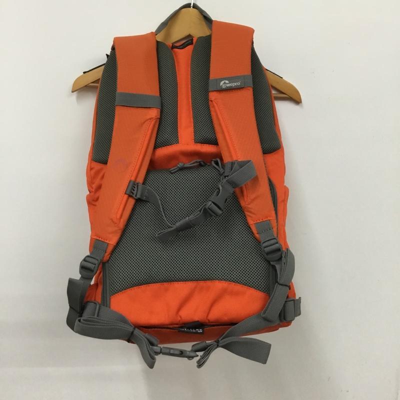 ロープロ Lowepro リュックサック、デイパック リュックサック、デイバッグ Photo Hatchback 22L カメラバッグ カメラリュック ロゴ、文字 橙 / オレンジ /  メンズ USED 古着 中古 10135399