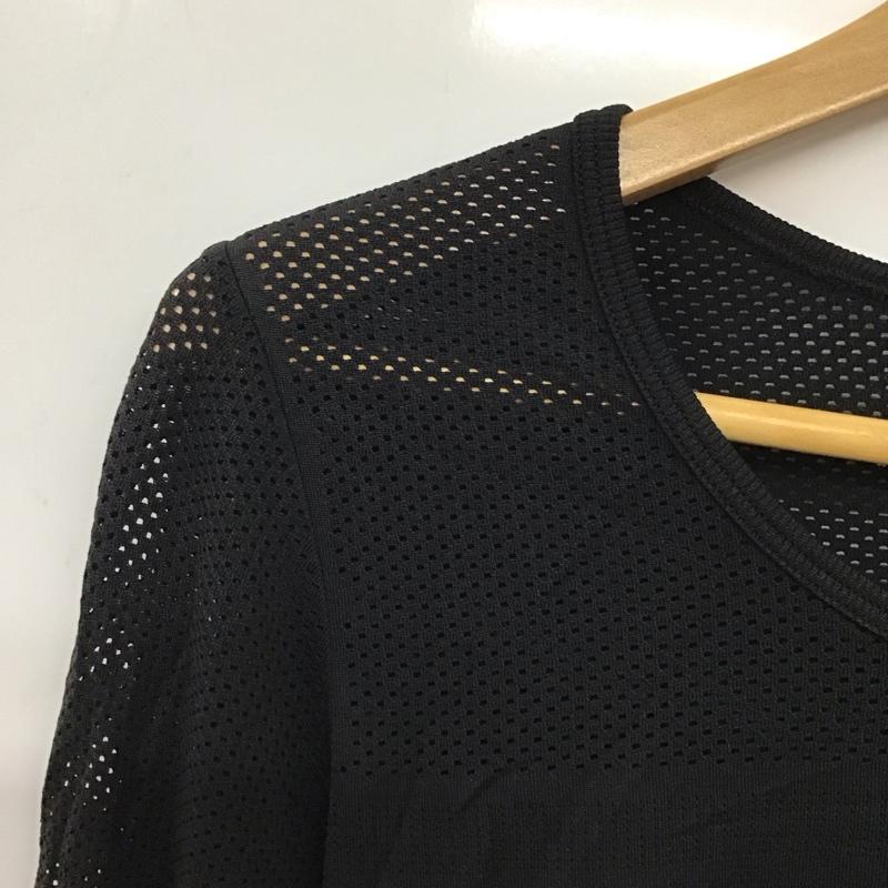 ナイキ NIKE Tシャツ 長袖 AT0783-010 DRI-FIT スポーツウェア メッシュ タグ付き S ワンポイント 黒 / ブラック /  レディース USED 古着 中古 10135601