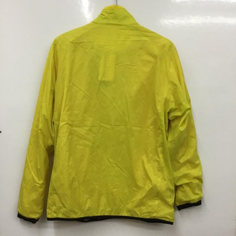 マンシングウェア Munsingwear ジャケット、上着 ジャンパー、ブルゾン MGMMJK01CH ナイロンジャケット タグ付き LL ロゴ、文字 黄 / イエロー /  メンズ USED 古着 中古 10135709
