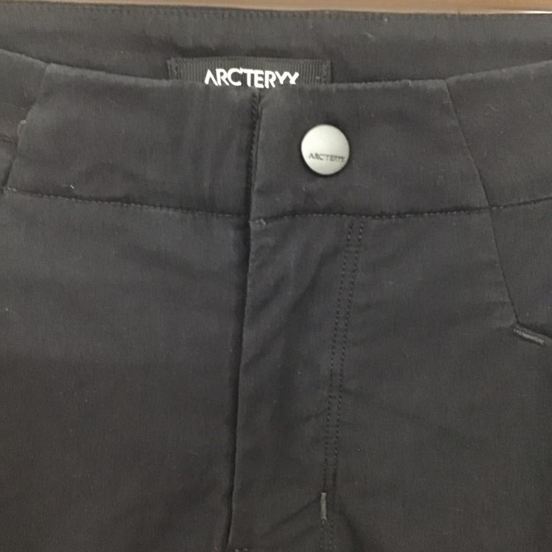 アークテリクス ARC TERYX パンツ ショートパンツ ショートパンツ ハーフパンツ カジュアルパンツ 28インチ ロゴ、文字 黒 / ブラック /  メンズ USED 古着 中古 10135717