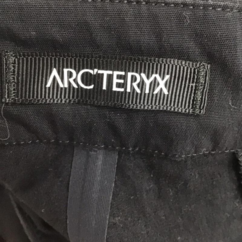 アークテリクス ARC TERYX パンツ ショートパンツ ショートパンツ ハーフパンツ カジュアルパンツ 28インチ ロゴ、文字 黒 / ブラック /  メンズ USED 古着 中古 10135717