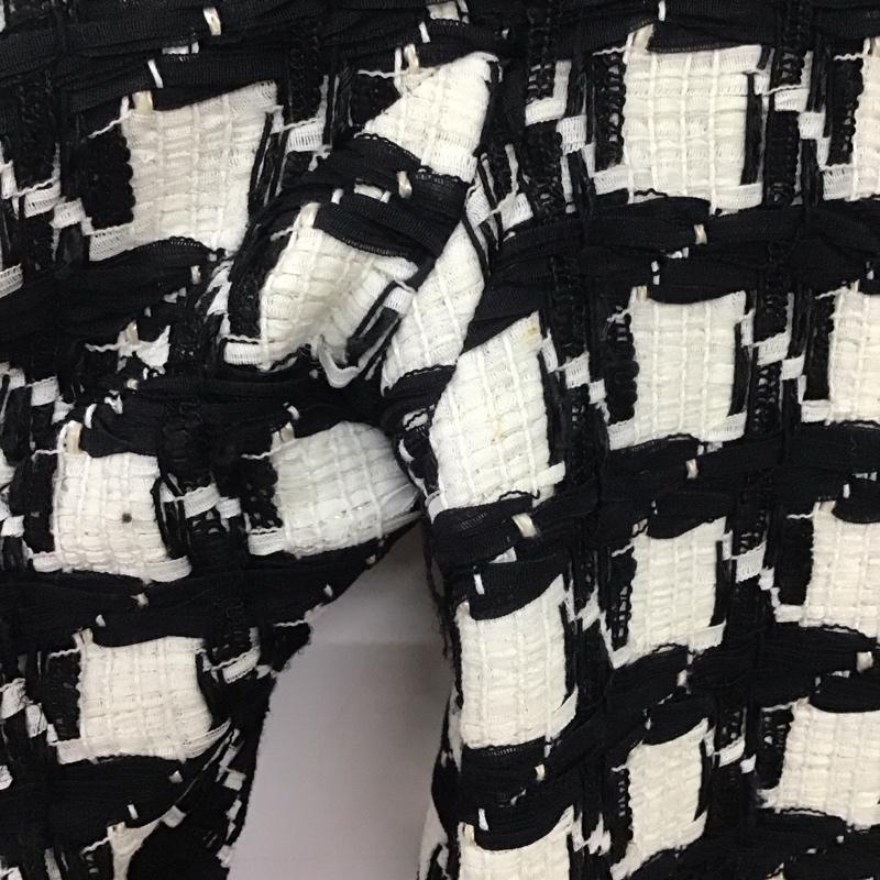 マックスマーラ MaxMara ジャケット、上着 ジャケット、ブレザー 長袖ジャケット アウター 前ボタン ノーカラージャケット 40 総柄 白 / ホワイト / X 黒 / ブラック /  レディース USED 古着 中古 10136029