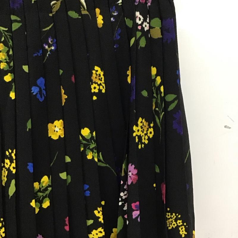 ザラ ZARA TRAFALUC スカート ロングスカート ロングスカート フレアスカート カジュアルスカート プリーツ S プリント マルチカラー / マルチカラー /  レディース USED 古着 中古 10136413
