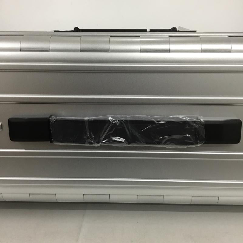 アンドフラット &.FLAT スーツケース、トランク スーツケース、トランク FL14-4-00001 折りたたみ ハードキャリーバッグ キャリーケース 箱有 ロゴ、文字 銀 / シルバー /  メンズ USED 古着 中古 10137517