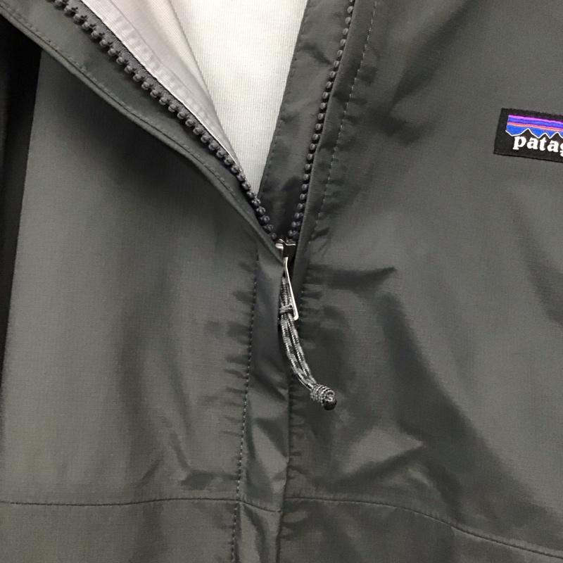 パタゴニア patagonia ジャケット、上着 ジャンパー、ブルゾン 85240fa22 ナイロンジャケット ジップアップジャケットパーカー L ロゴ、文字 灰 / グレー /  メンズ USED 古着 中古 10137664