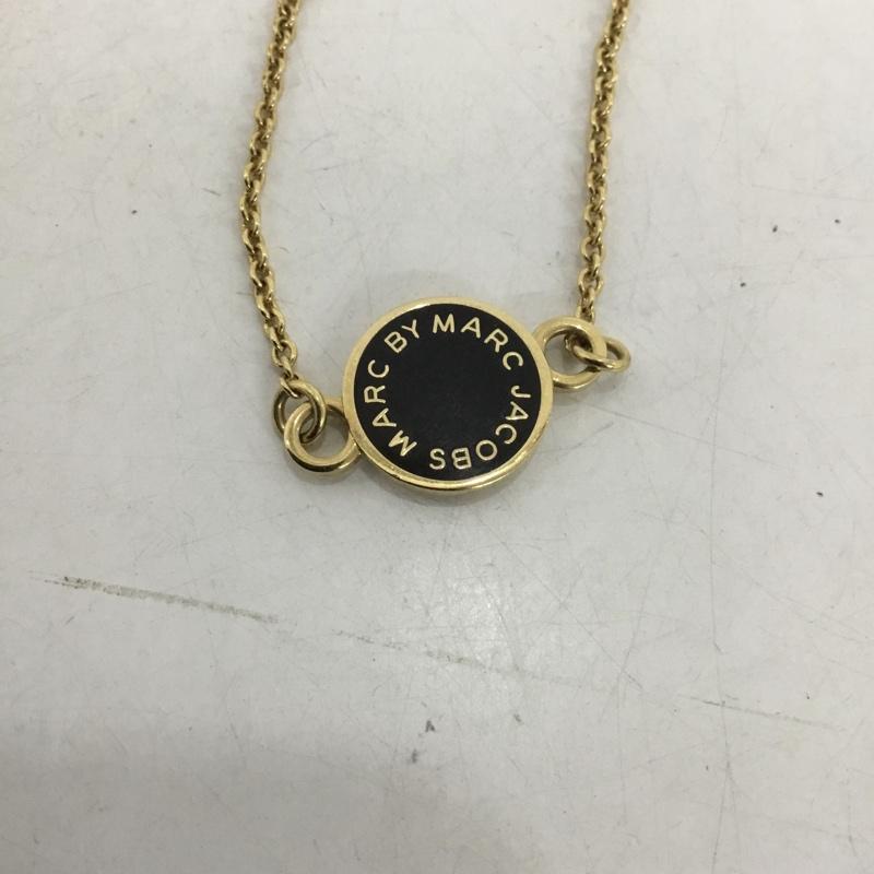 マークジェイコブス MARCJACOBS アクセサリー ブレスレット、バングル メダリオン ロゴ、文字 黒 / ブラック / X 金 / ゴールド /  レディース USED 古着 中古 10137863