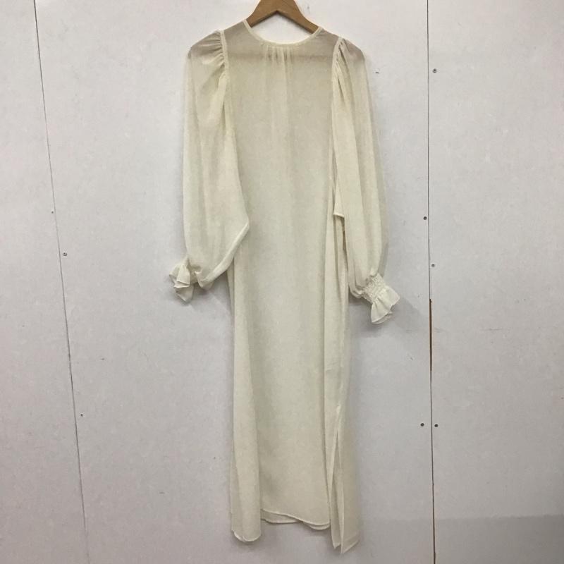 イエナ IENA ワンピース ロングスカート 長袖ロングワンピース フレアスカート パフスリーブ 無地 白 / ホワイト /  レディース USED 古着 中古 10138358
