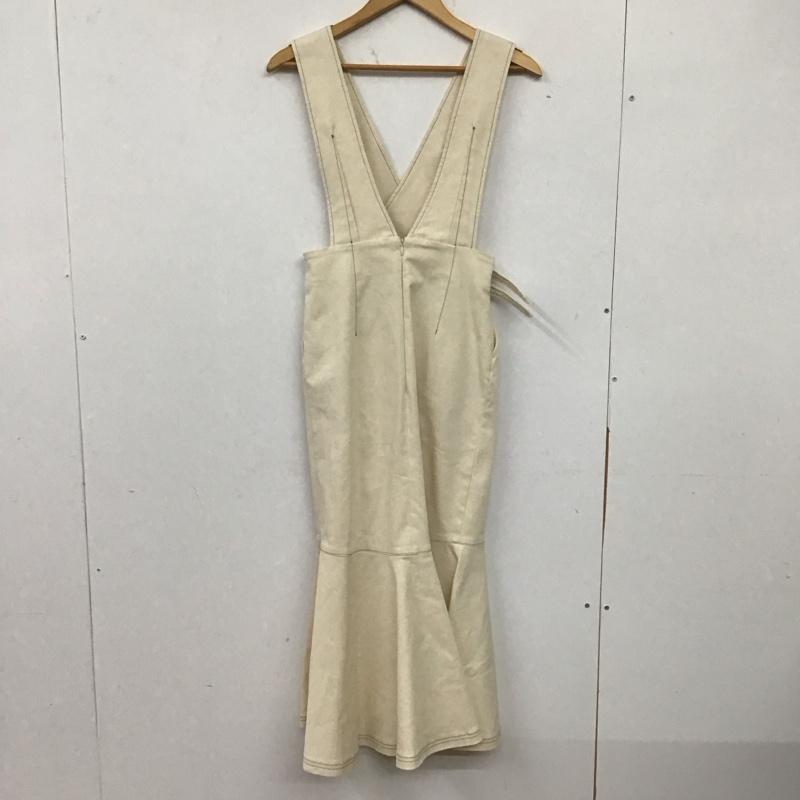 イネラ INella ワンピース ロングスカート ロングワンピース ノースリーブワンピース フレアスカート ウエストベルト 1 無地 アイボリー / アイボリー /  レディース USED 古着 中古 10138361