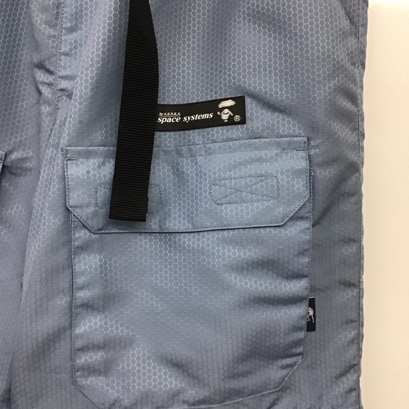 アベイシングエイプ A BATHING APE パンツ ワークパンツ、ペインターパンツ ワイドパンツ カジュアルパンツ ワークパンツ ナイロンパンツ M ロゴ、文字 水色 / ライトブルー /  メンズ USED 古着 中古 10138423