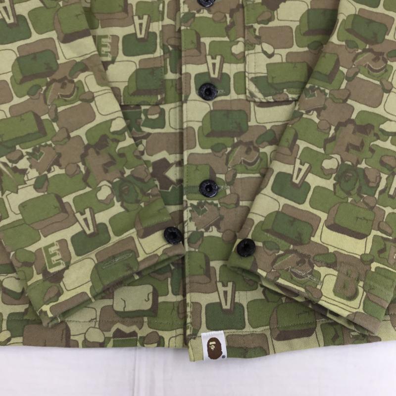アベイシングエイプ A BATHING APE ジャケット、上着 ジャケット、ブレザー 001SH0101030X M カモフラージュ柄・迷彩 緑 / グリーン /  メンズ USED 古着 中古 10138465