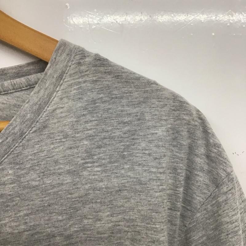 ラコステ LACOSTE Tシャツ 半袖 半袖カットソー プリントTシャツ Vネックカットソー 6 ロゴ、文字 灰 / グレー /  メンズ USED 古着 中古 10138749