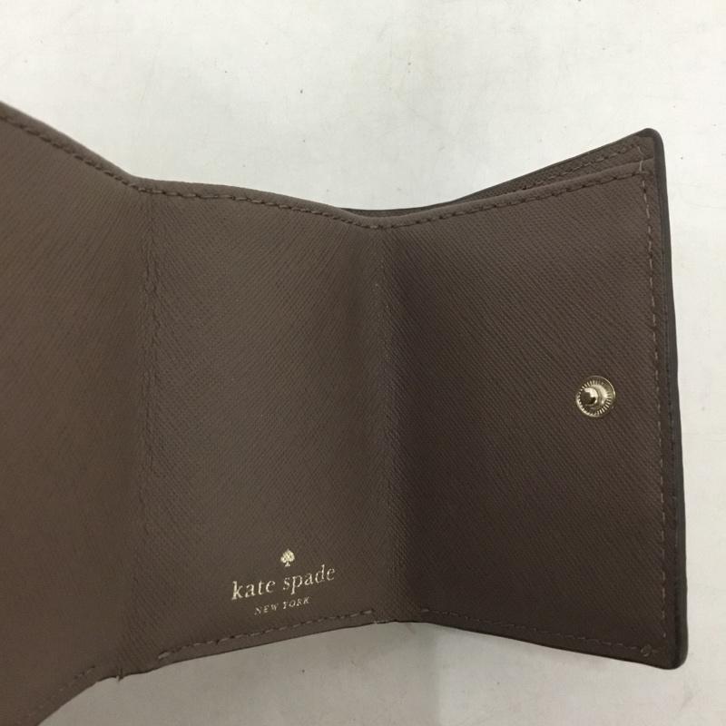 ケイトスペード Kate Spade 財布 コンパクト財布 三つ折り財布 ロゴ、文字 桃 / ピンク /  レディース USED 古着 中古 10138844