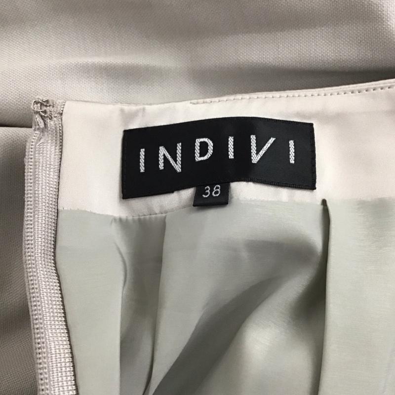 インディヴィ INDIVI スカート ひざ丈スカート プリーツ 38 無地 灰 / グレー /  レディース USED 古着 中古 10138952