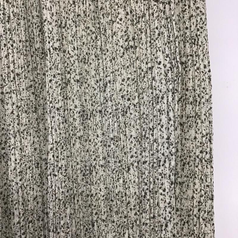 ローリーズファーム LOWRYS FARM スカート ロングスカート LF521008TK プリーツスカート FREE 総柄 白 / ホワイト / X カーキ / カーキ /  レディース USED 古着 中古 10138977