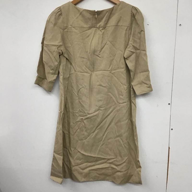 ニジュウサンク 23区 ワンピース ひざ丈スカート 34 無地 ベージュ / ベージュ /  レディース USED 古着 中古 10139930