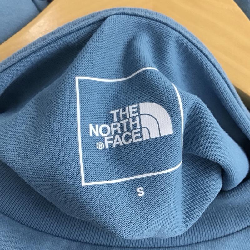 ザノースフェイス THE NORTH FACE Tシャツ 半袖 NT32379 S/S Walls Manifest Tee S ロゴ、文字 X プリント 青 / ブルー /  メンズ USED 古着 中古 10141113