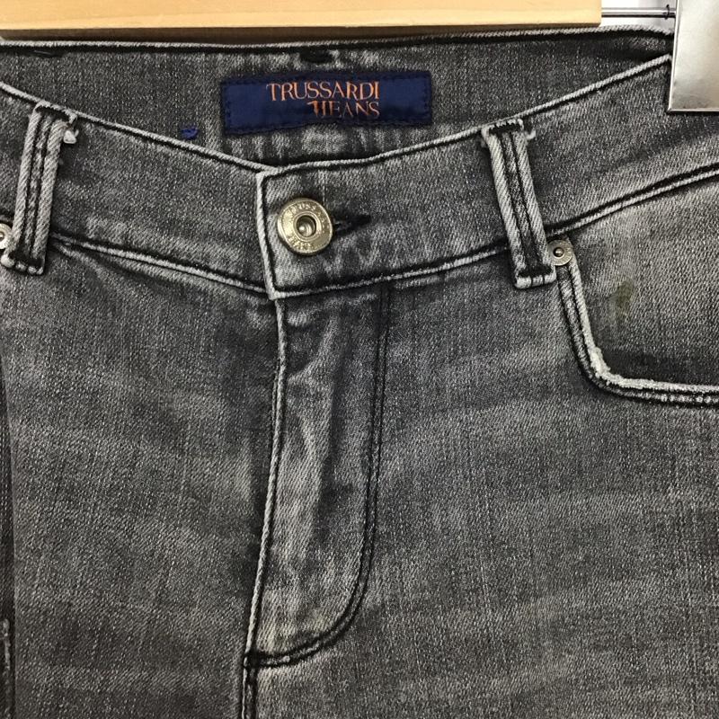 トラサルディ TRUSSARDI パンツ デニム、ジーンズ 30インチ 無地 チャコールグレー / チャコールグレー /  レディース USED 古着 中古 10141186
