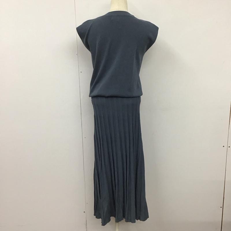ロペピクニック ROPE  PICNIC ワンピース ロングスカート ロングニットワンピース ノースリーブロングワンピース プリーツワンピース 40 無地 紺 / ネイビー /  レディース USED 古着 中古 10141289