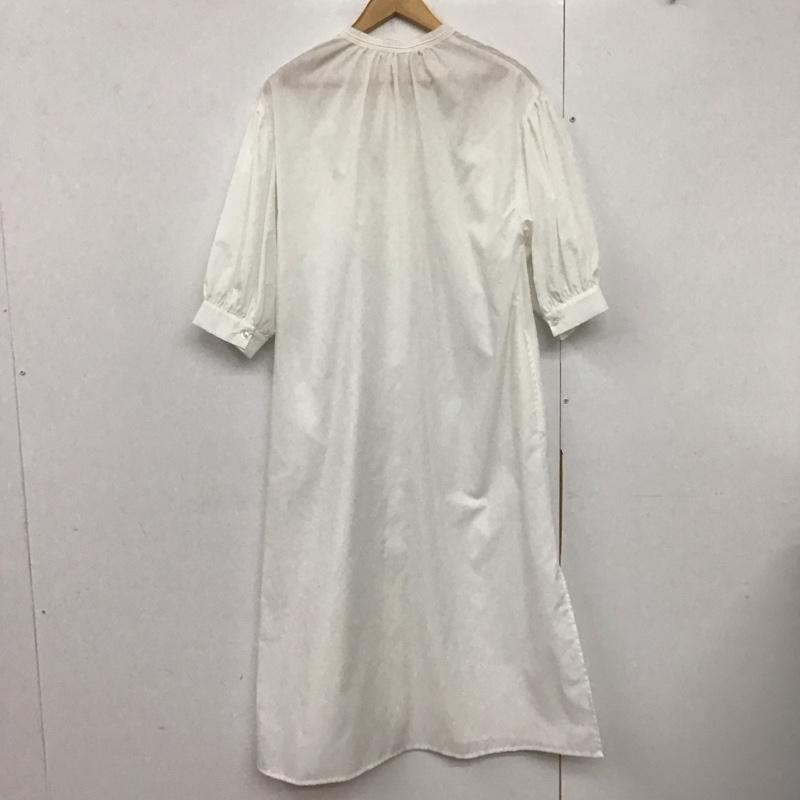 ナイスクラップ NICE CLAUP ワンピース ロングスカート シャツロングワンピース ノーカラーワンピース フロントボタン FREE 無地 白 / ホワイト /  レディース USED 古着 中古 10141299
