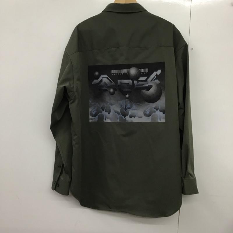 アベイシングエイプ A BATHING APE シャツ、ブラウス 長袖 長袖シャツジャケット ミリタリーシャツ フロントボタン L プリント カーキ / カーキ /  メンズ USED 古着 中古 10141378