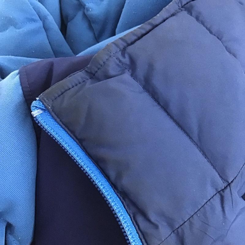 パタゴニア patagonia ジャケット、上着 ジャンパー、ブルゾン ジップアップジャケット ダウンジャケット アウター XS ロゴ、文字 青 / ブルー /  メンズ USED 古着 中古 10141394
