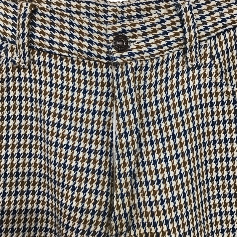 リーバイス Levi s パンツ スラックス スラックスパンツ スリムパンツ 総柄パンツ 32インチ 総柄 マルチカラー / マルチカラー /  メンズ USED 古着 中古 10141404