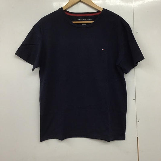 トミーヒルフィガー TOMMY HILFIGER Tシャツ 半袖 半袖カットソー プリントTシャツ クルーネックカットソー L ロゴ、文字 紺 / ネイビー /  メンズ USED 古着 中古 10141679