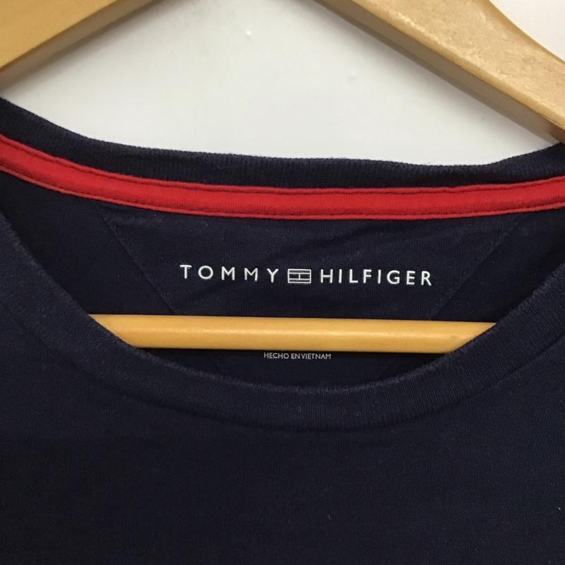トミーヒルフィガー TOMMY HILFIGER Tシャツ 半袖 半袖カットソー プリントTシャツ クルーネックカットソー L ロゴ、文字 紺 / ネイビー /  メンズ USED 古着 中古 10141679