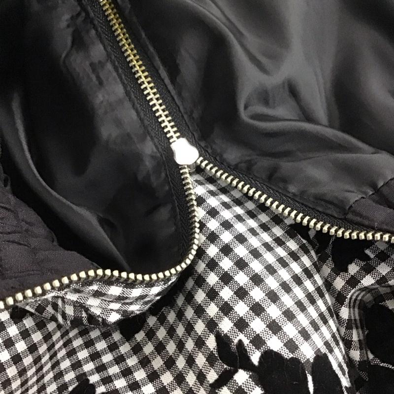 セシルマクビー CECIL McBEE スカート ひざ丈スカート 7804A-2 チェック M 総柄 白 / ホワイト / X 黒 / ブラック /  レディース USED 古着 中古 10141992
