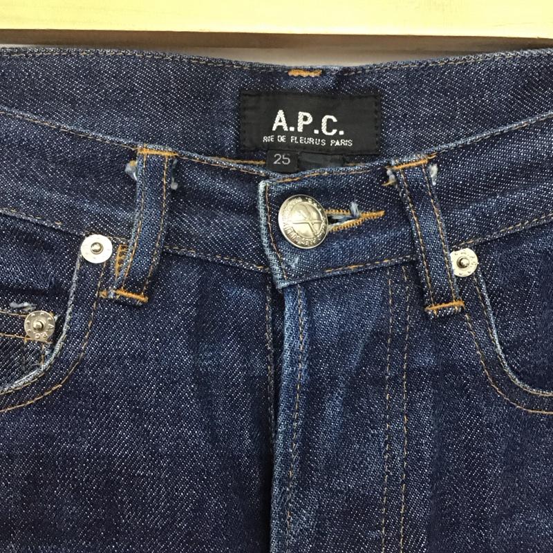 アーペーセー A.P.C. パンツ デニム、ジーンズ 5ポケットパンツ C100 ボタンフライ 無地 青 / ブルー /  レディース USED 古着 中古 10141996