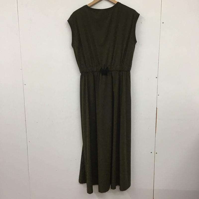 サウザンドマイル THOUSAND MILE ワンピース ロングスカート ノースリーブロングワンピース フレアスカート FREE 無地 カーキ / カーキ /  レディース USED 古着 中古 10142035