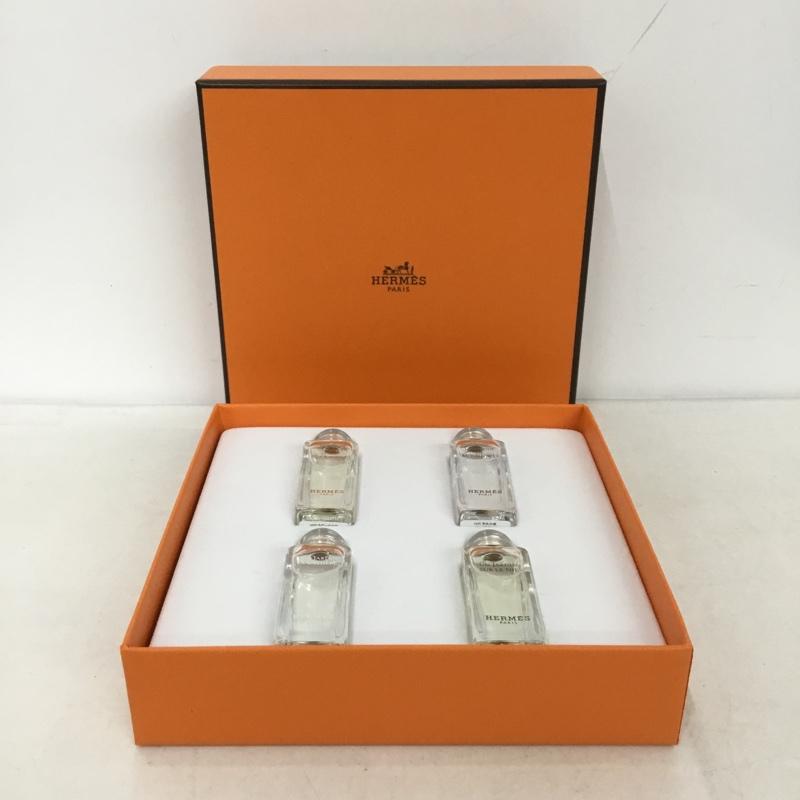 エルメス HERMES ファッション小物 ファッション小物 ミニセット S 7.5ml×4 庭シリーズ 庭園のフレグランス ミニチュアセット オードトワレ 箱有 ロゴ、文字 マルチカラー / マルチカラー /  レディース USED 古着 中古 10142222