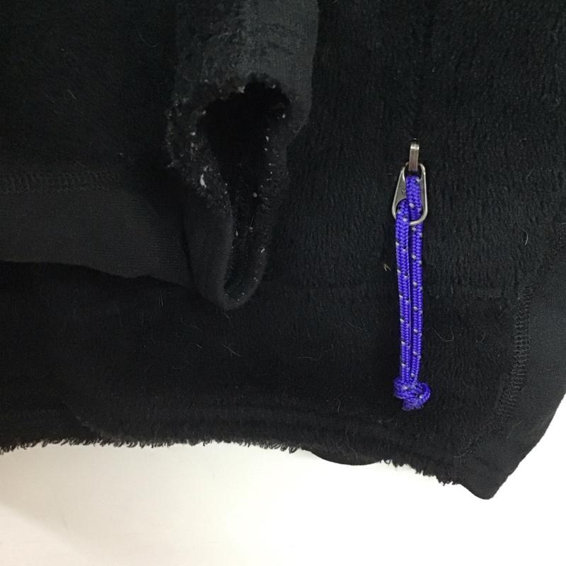パタゴニア patagonia ジャケット、上着 ジャンパー、ブルゾン 25130 e フリースジャケット ジップアップパーカー アウター S ロゴ、文字 黒 / ブラック /  メンズ USED 古着 中古 10142972