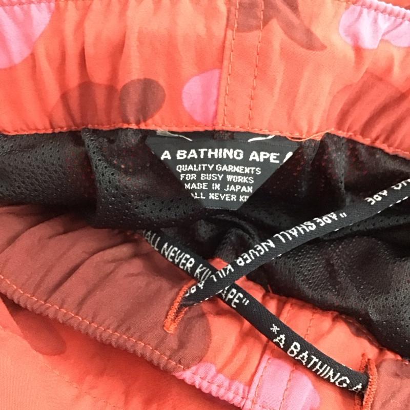 アベイシングエイプ A BATHING APE パンツ ショートパンツ ハーフパンツ ショートパンツ カジュアルパンツ M プリント 赤 / レッド /  メンズ USED 古着 中古 10143499