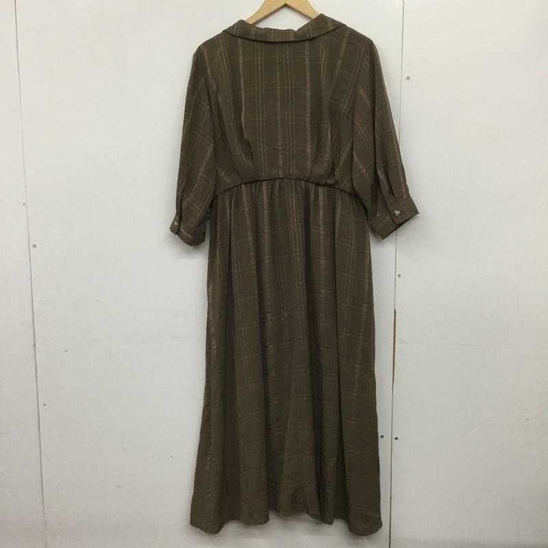 ムルーア MURUA ワンピース ロングスカート 長袖ロングワンピース フレアスカート フロントボタン シャツワンピース FREE 総柄 茶 / ブラウン /  レディース USED 古着 中古 10143609