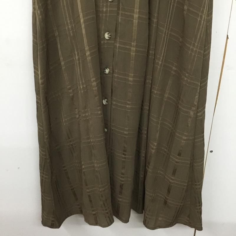 ムルーア MURUA ワンピース ロングスカート 長袖ロングワンピース フレアスカート フロントボタン シャツワンピース FREE 総柄 茶 / ブラウン /  レディース USED 古着 中古 10143609