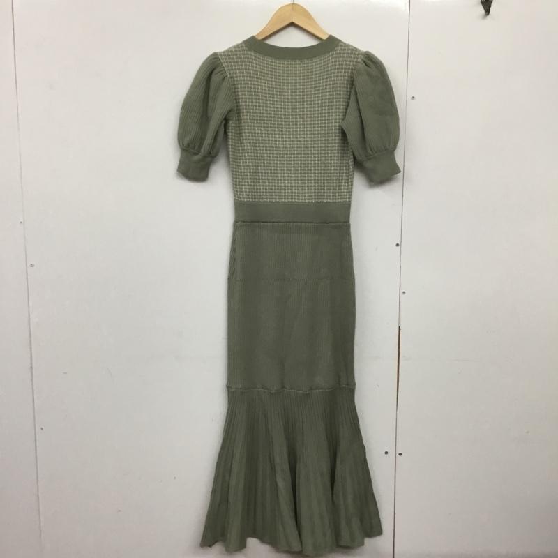 リゼクシー RESEXXY ワンピース ロングスカート 半袖ロングワンピース ニットワンピース ストレッチ 34 チェック カーキ / カーキ /  レディース USED 古着 中古 10143611