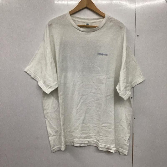 パタゴニア patagonia Tシャツ 半袖 半袖カットソー プリントTシャツ クルーネックカットソー XL ロゴ、文字 白 / ホワイト /  メンズ USED 古着 中古 10143690