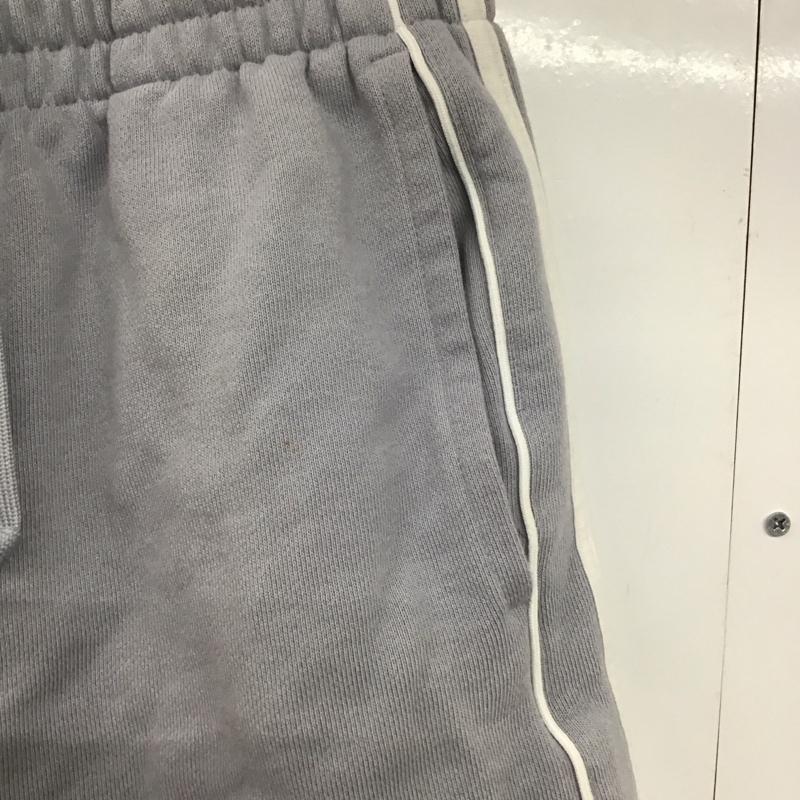 アディダス adidas パンツ ショートパンツ HK7308 裏起毛 スウェット ハーフパンツ L ロゴ、文字 灰 / グレー /  メンズ USED 古着 中古 10144058